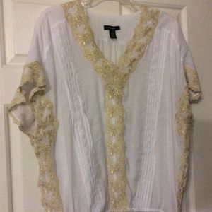 White sheer Boho  top with gold metallic lace NWOT